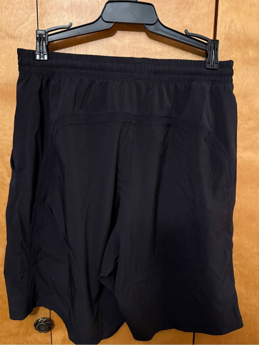 Lululemon 9” inseam Black Athletic Shorts men size medium
